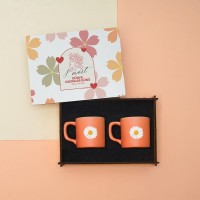 Kadınlar Günü Hediye Seti – Ahşap Kutu ve 2’li Türk Kahvesi Fincanı (100 ml)